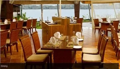*** Otel Cambay Palm Lagoon Kollam Hindistan